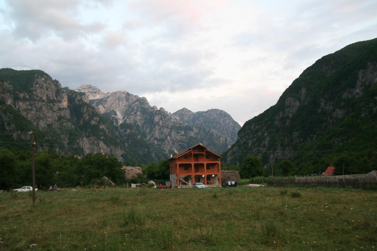 Bujtina Dreni Hotel Theth Luaran gambar